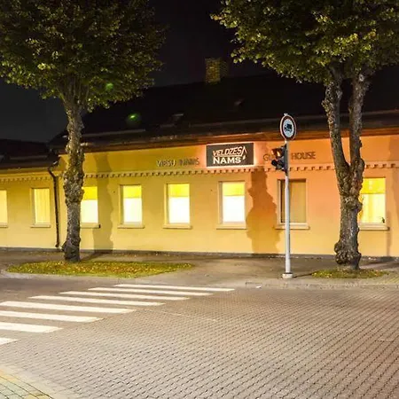 Hotel Veldzes Nams